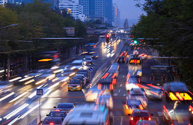 車路協(xié)同背景下，國(guó)有企業(yè)參與智慧交通產(chǎn)業(yè)發(fā)展機(jī)遇研判